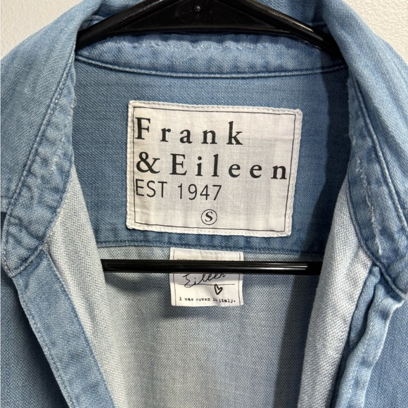 Frank & Eileen Barry Button Up Indigo Dip Denim Style - Size Small - Picture 3 of 6